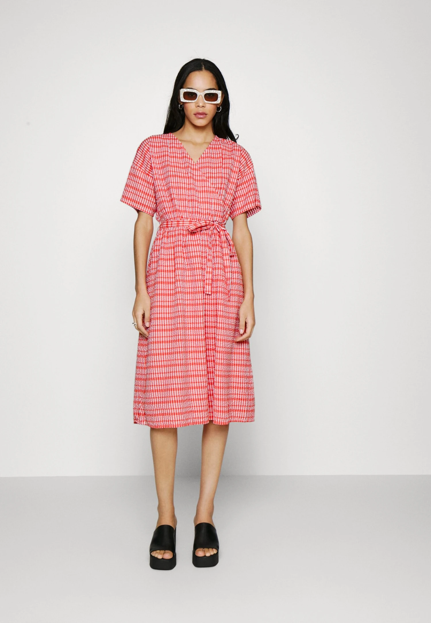 Vero Moda Vmdixie Wrap Calf Dress- Day Dress - Bittersweet/Snow White 2 Vero Moda Vmdixie Wrap Calf Dress- Day Dress - Bittersweet/Snow White - Image 2