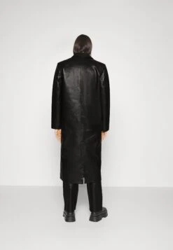 Han Kjøbenhavn Slim Coat - Leather Jacket - Black 7 Han Kjøbenhavn Slim Coat - Leather Jacket - Black -Modern Classic Shoes Store b1082ae1e8444c06b52be29ba8a25469