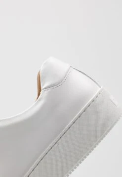 Tiger Of Sweden SALAS - Trainers - White 12 Tiger Of Sweden SALAS - Trainers - White -Modern Classic Shoes Store b16b0bb53a2740d6b1984a2b240d5e34