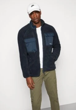 Raglan Teddy Zip- Fleece Jacket - Total Eclipse -Modern Classic Shoes Store b3317ca060864386a680ae17f8207898