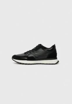 Boss JONAH - Trainers - Black/white