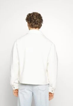 Calvin Klein Jeans Boxy - Summer Jacket - Ivory 8 Calvin Klein Jeans Boxy - Summer Jacket - Ivory -Modern Classic Shoes Store b438ece20bac46f4b45df5059f858c14