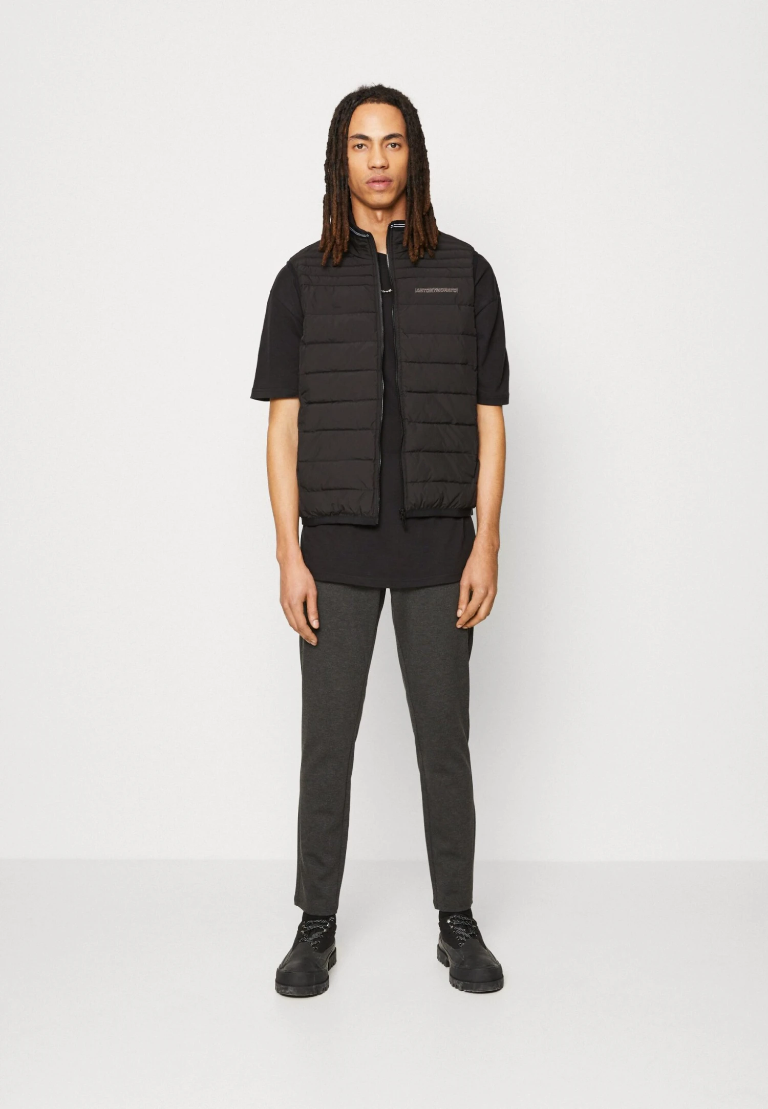 Antony Morato Techno Peach Touch - Waistcoat - Black 2 Antony Morato Techno Peach Touch - Waistcoat - Black - Image 2