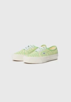 Vans LX AUTHENTIC HARRIS TWEED UNISEX - Trainers - Pistachio Green 20 Vans LX AUTHENTIC HARRIS TWEED UNISEX - Trainers - Pistachio Green -Modern Classic Shoes Store b5fea8bb94ed437da02b94399112a159