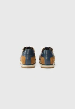 Bugatti IVAR - Trainers - Cognac -Modern Classic Shoes Store b7cf77be0e9945fd89bd76835e1553dd