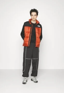 The North Face Insulated Vest - Waistcoat - Brown/Black -Modern Classic Shoes Store b7dcd83a3b1f49a3bf0aa08ff51561de