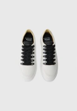 Nubikk JAGGER ROMAN - Trainers - White 9 Nubikk JAGGER ROMAN - Trainers - White -Modern Classic Shoes Store bca0052d26184f5da7d947b69656565a