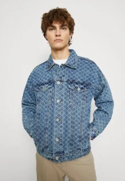 Redefined Rebel Reagan Jacket - Denim Jacket - Light Blue -Modern Classic Shoes Store bdcbc954c66648509efd5c597d70892f