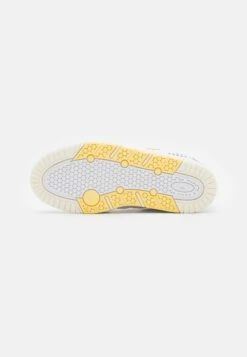 Adidas Originals Adi2000- Trainers - Footwear White/Almost Yellow 12 Adidas Originals Adi2000- Trainers - Footwear White/Almost Yellow -Modern Classic Shoes Store bddd60d5bd0e45febfbbdba4d10b3d2d