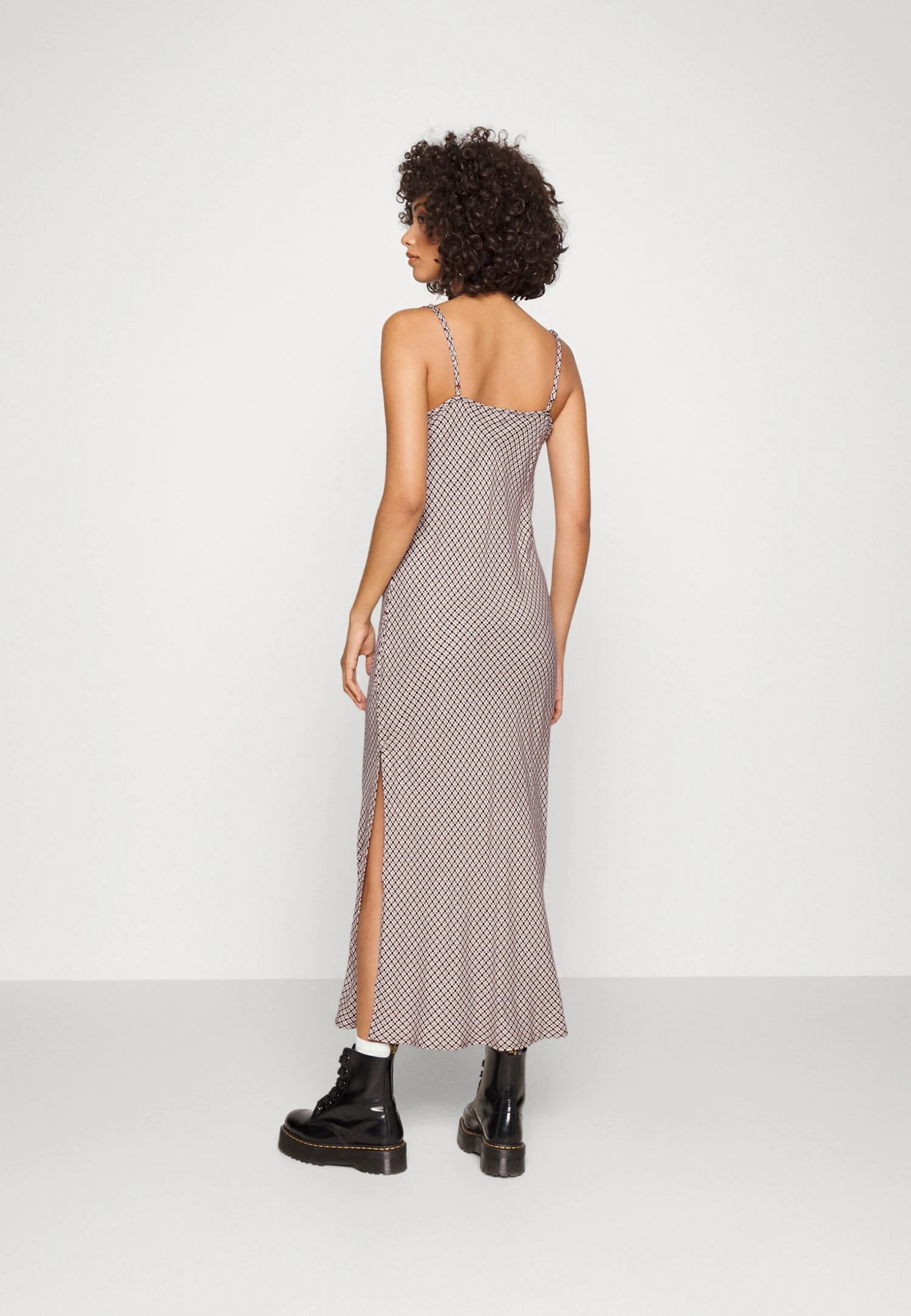 COTTON ON Slip Midi Dress - Maxi Dress 3 COTTON ON Slip Midi Dress - Maxi Dress - Image 3
