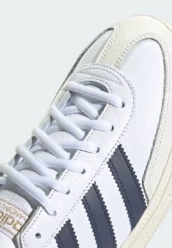 Adidas Originals HANDBALL SPEZIAL - Trainers - Ftwr White Shadow Navy Team Victory Red -Modern Classic Shoes Store c12a01c452df4fd1bc6f317b6fd15d58