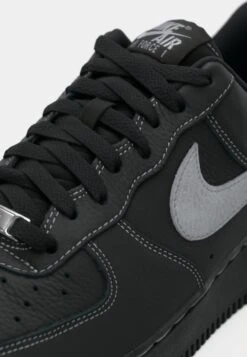Nike Sportswear AIR FORCE 1 - Trainers - Black/wolf Grey -Modern Classic Shoes Store c1dcebb66b374dcdb87295acc3335171