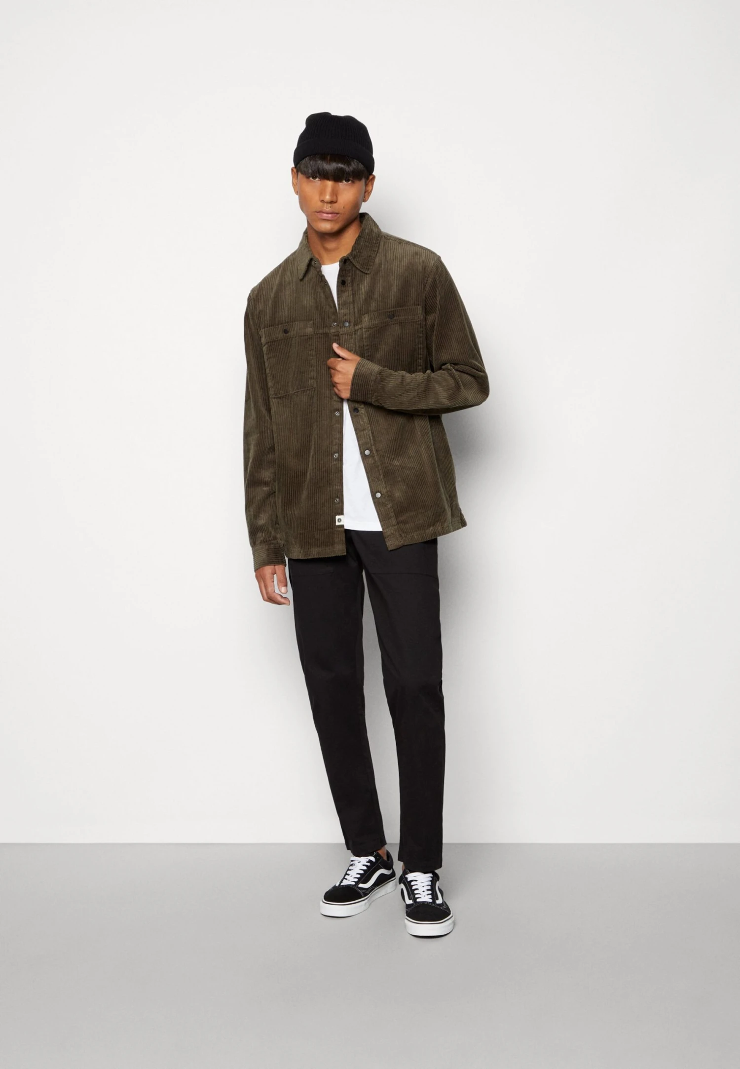 Anerkjendt Oscar Wide- Summer Jacket - Dark Green 2 Anerkjendt Oscar Wide- Summer Jacket - Dark Green - Image 2