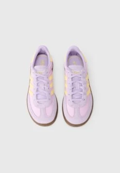Adidas Originals HANDBALL SPEZIAL UNISEX - Trainers - Powder Plum/bliss Lilac/almost Yellow -Modern Classic Shoes Store c2dc0173a918417c8870ec11861c7369