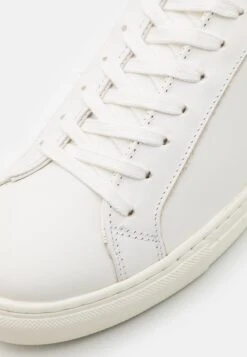 Filippa K MORGAN - Trainers - White -Modern Classic Shoes Store c3848c155229409db38d817356262d38