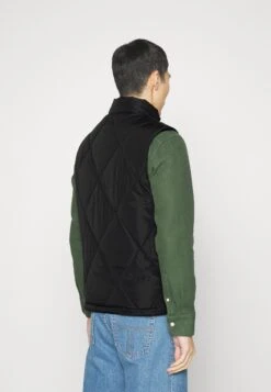 Foret Glacier Puffer Vest - Waistcoat - Black 7 Foret Glacier Puffer Vest - Waistcoat - Black -Modern Classic Shoes Store c46bf0493e1a4a20a5ebe5806dc1d628