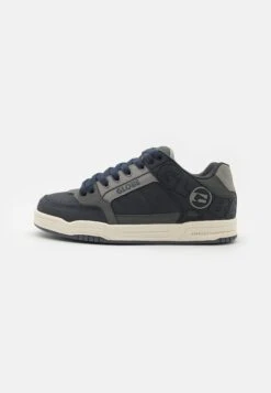 Globe TILT - Skate Shoes - Onyx -Modern Classic Shoes Store c513fc924be24a6e93586b550dbde6f3 1