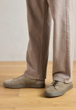 Geox BALTMOORE - Trainers - Dark Sand -Modern Classic Shoes Store c65322ae5f95494c870975ba8ee569c9