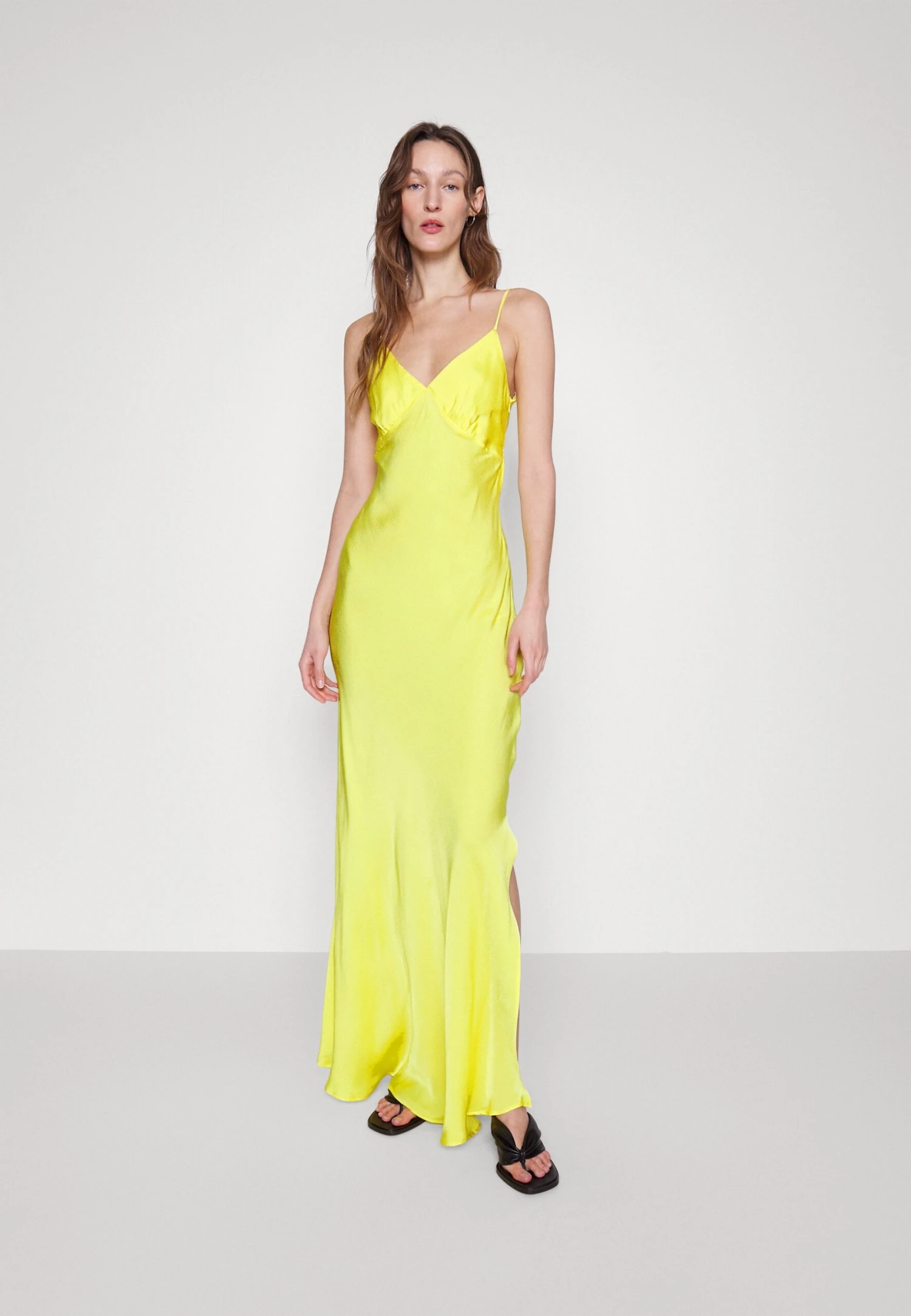 TWINSET Les Robes Soyeuses - Cocktail Dress / Party Dress - Giallo Sole 1 TWINSET Les Robes Soyeuses - Cocktail Dress / Party Dress - Giallo Sole