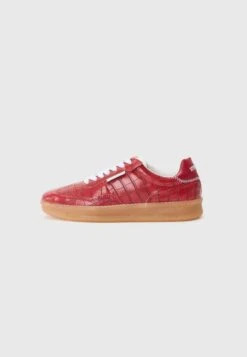 Steve Madden EUPHORIA - Trainers - Dark Red