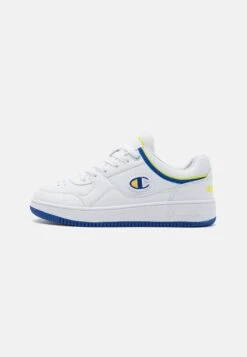 Champion RD18 LOW UNISEX - Basketball Shoes - White 14 Champion RD18 LOW UNISEX - Basketball Shoes - White -Modern Classic Shoes Store c7615d6f27614f27a77487d8fb5ba9bb