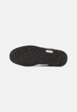 Lacoste Court Cage - Trainers - White/Black -Modern Classic Shoes Store c7a2ab3238834a1aa1826d911f046492