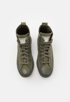 Converse Chuck Taylor All Star Unisex - High-Top Trainers - Verde 9 Converse Chuck Taylor All Star Unisex - High-Top Trainers - Verde -Modern Classic Shoes Store cbfd2a4c13f54b73b62fdfa1160c474f