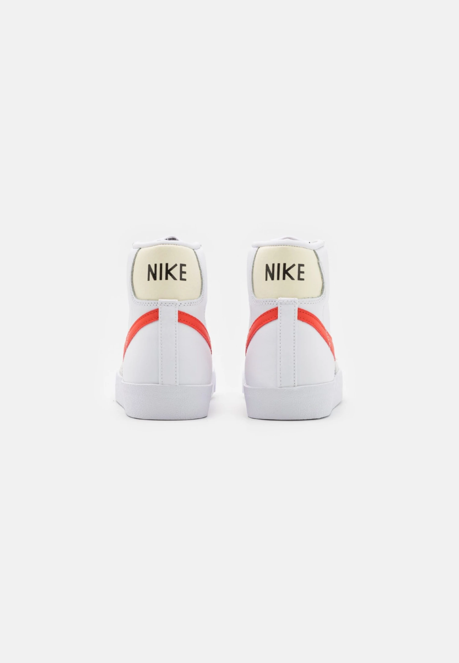 Nike Sportswear Blazer Mid '77 Vntg - High-Top Trainers - White/Picante Red/Coconut Milk/Black 3 Nike Sportswear Blazer Mid '77 Vntg - High-Top Trainers - White/Picante Red/Coconut Milk/Black - Image 3