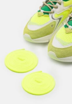 Lacoste Neo - Trainers - Yellow/Off-White 11 Lacoste Neo - Trainers - Yellow/Off-White -Modern Classic Shoes Store ce51898b32894a92887fc135b76e8f57