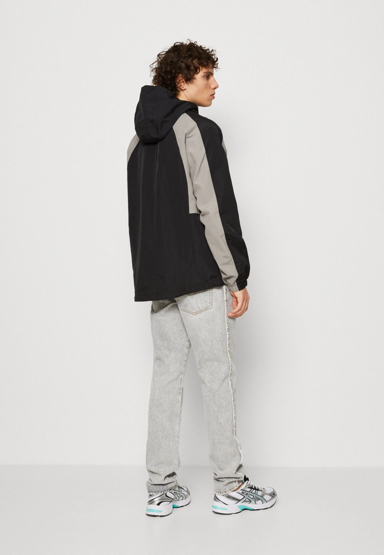 HUF Set Shell Jacket Unisex - Waterproof Jacket - Black 3 HUF Set Shell Jacket Unisex - Waterproof Jacket - Black - Image 3