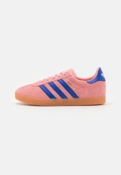 Adidas Originals GAZELLE KIDS - Trainers - Semi Court Green Solar Green Bluebird -Modern Classic Shoes Store d2b9f3d3fb6f4efcb6671dbf6b608b8b