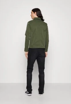 Alpha Industries Alpha Overshirt - Summer Jacket - Dark Olive -Modern Classic Shoes Store d46b0e2562bf4cd7a7f17d88ec315c5a