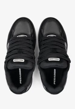 Pegador VENICE SKATE LOW UNISEX - Trainers - Black/off-white -Modern Classic Shoes Store d48ce210efc547039e699806b32c6ecc