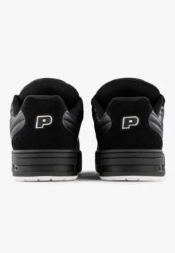 Pegador VENICE SKATE LOW UNISEX - Trainers - Black/off-white -Modern Classic Shoes Store d5529fdff48a498d8502ec5d9fea1737