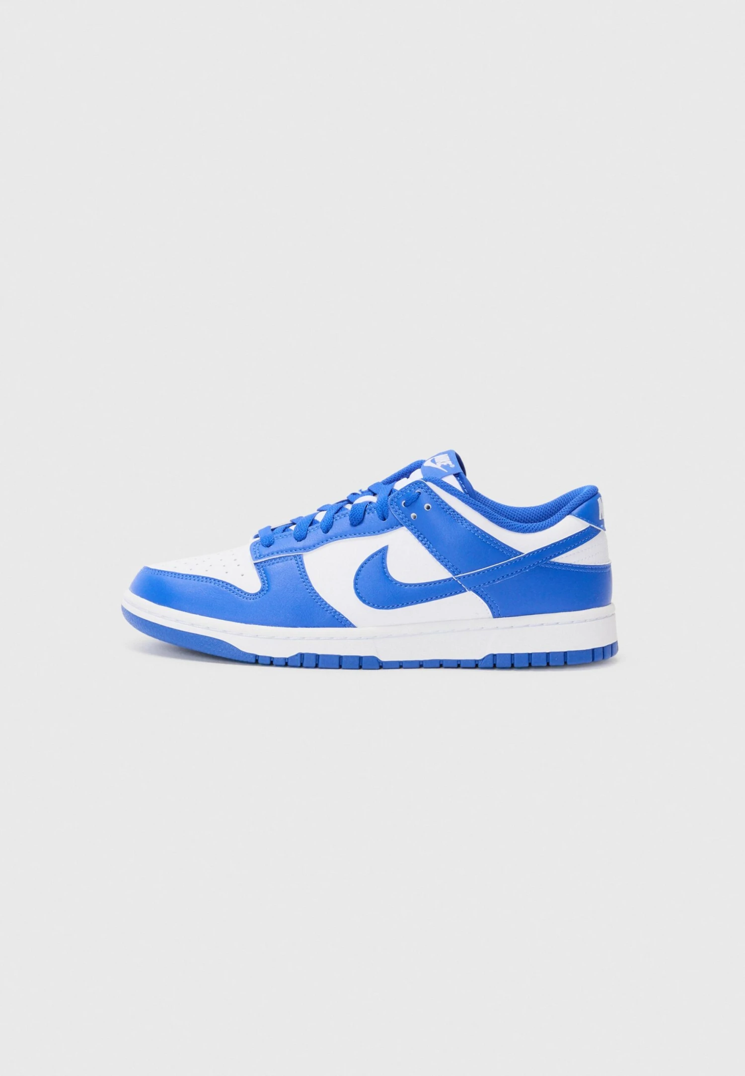 Nike Sportswear DUNK RETRO UNISEX - Trainers - White/hyper Royal 1 Nike Sportswear DUNK RETRO UNISEX - Trainers - White/hyper Royal