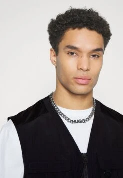 Hugo Bael - Waistcoat - Black -Modern Classic Shoes Store d804840dc0d34d5f92be8b1afac28756