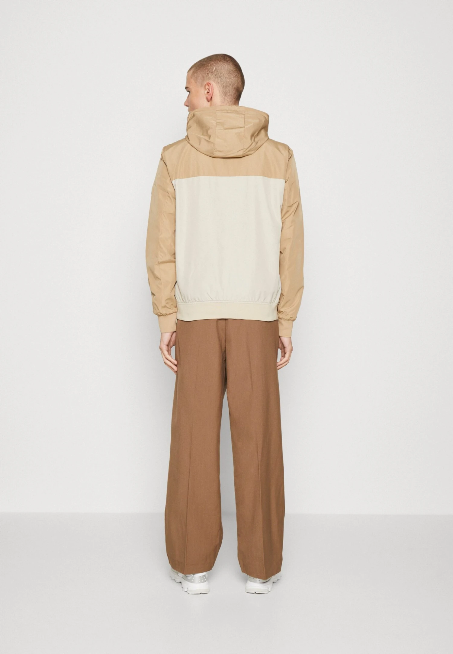 Only & Sons Onsgavin Life Hood Jacket- Windbreaker - Chinchilla 3 Only & Sons Onsgavin Life Hood Jacket- Windbreaker - Chinchilla - Image 3