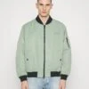 Hugo Byler - Bomber Jacket - Light Pastel Green