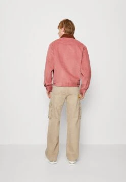 HUF Trucker Jacket Unisex - Summer Jacket - Dusty Rose -Modern Classic Shoes Store d9d3ea0d8db64036a5abfab77750bd37