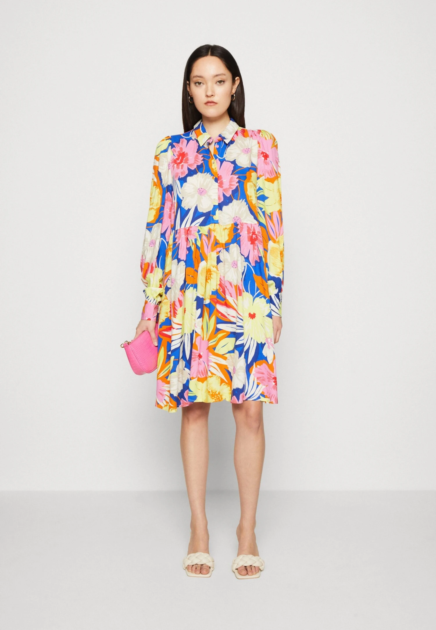 Yassimuna Short Dress - Shirt Dress 2 Yassimuna Short Dress - Shirt Dress - Image 2