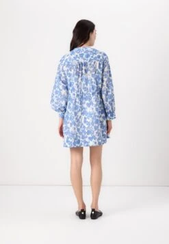 SAMSØE SAMSØE AMELIE DRESS - Shirt Dress - Peony Blur Jasper -Modern Classic Shoes Store d9fe6385164b47f5933bf8ca410a9b16