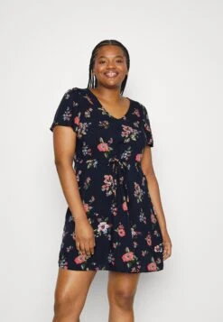 Vero Moda Curve Vmeasy Ss ShortR1 Wvn Ga Cur - Day Dress - Navy Blazer