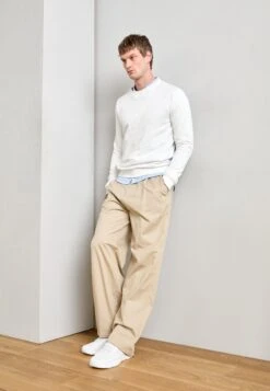 SUMMITS - Trainers - White 16 SUMMITS - Trainers - White -Modern Classic Shoes Store daac9620724c490eb192a59e5b04bd54