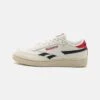 Reebok Classic Club C Revenge Unisex - Trainers - Chalk/Vector Navy/Vector Red