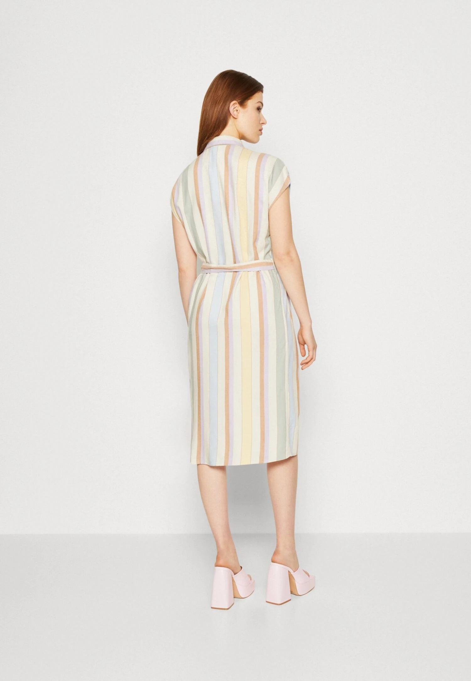 ONLY Tine Hannover- Shirt Dress - Whitecap/Gray/Clear Sky/Purple/Rose/Sundress 3 ONLY Tine Hannover- Shirt Dress - Whitecap/Gray/Clear Sky/Purple/Rose/Sundress - Image 3