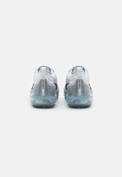 Nike Sportswear Air Vapormax 223 Fk Nn - Trainers - Pure Platinum/White/Anthracite -Modern Classic Shoes Store dc4ff55ccada495990440e937a1c8f42
