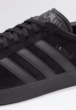 Adidas Originals Gazelle - Trainers -Modern Classic Shoes Store dc5a8a2f05b3464da56064bbbf7a0ae2