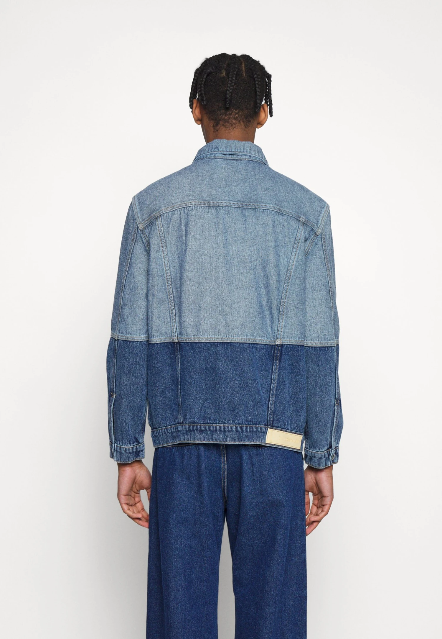 Washed Trucker - Denim Jacket - Blue 4 Washed Trucker - Denim Jacket - Blue - Image 4