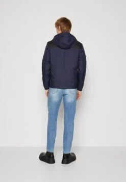 Jack & Jones Jcofilo Light Jacket - Windbreaker - Navy -Modern Classic Shoes Store ddf4f8265eaf4191a1caea1b888441a2