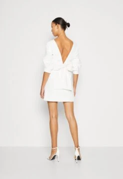Forever New Sasha Bow Back Mini - Cocktail Dress / Party Dress - White -Modern Classic Shoes Store e11c522a460b429d89495d3a911dae7b